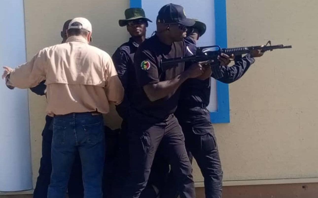 Exercice de protection et de progression en équipe